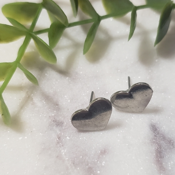 Silver Heart Shaped Stud Earrings - Picture 1 of 1